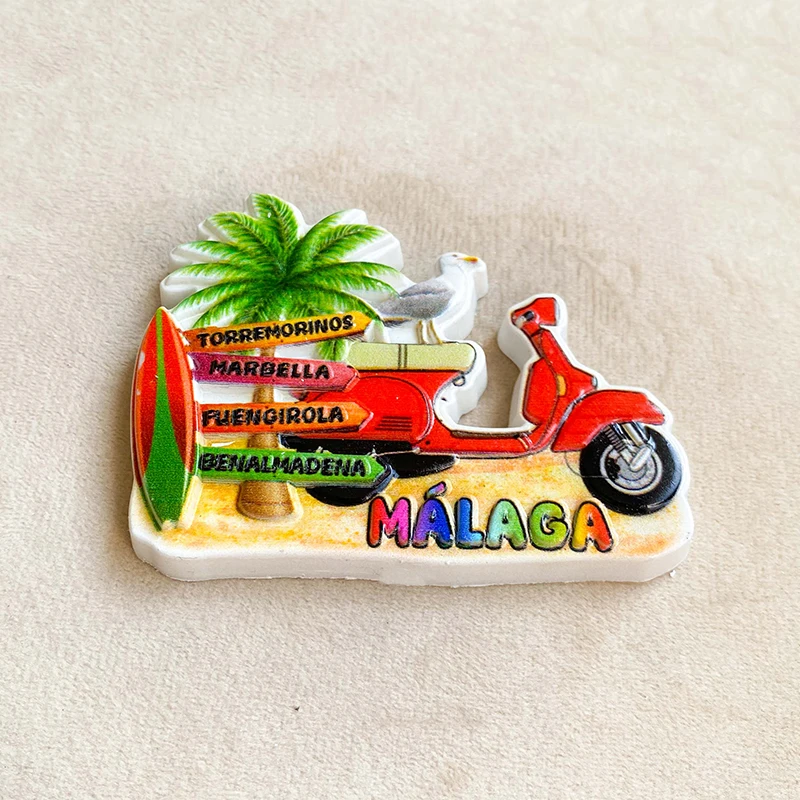 Malaga, Spain Travel souvenirs - Art Craft Magnet recensione e prezzo