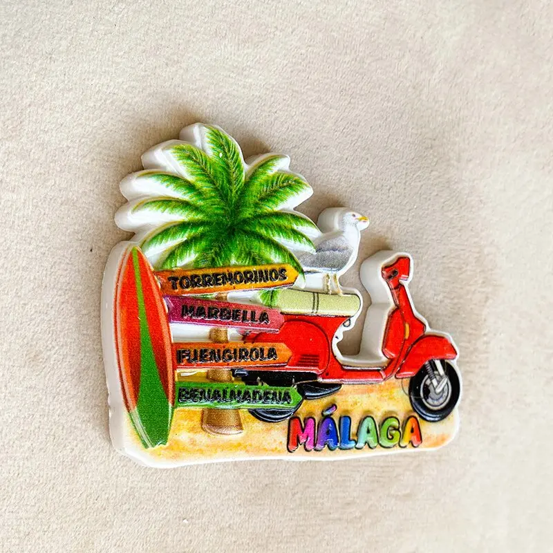 Malaga, Spain Travel souvenirs - Art Craft Magnet recensione e prezzo